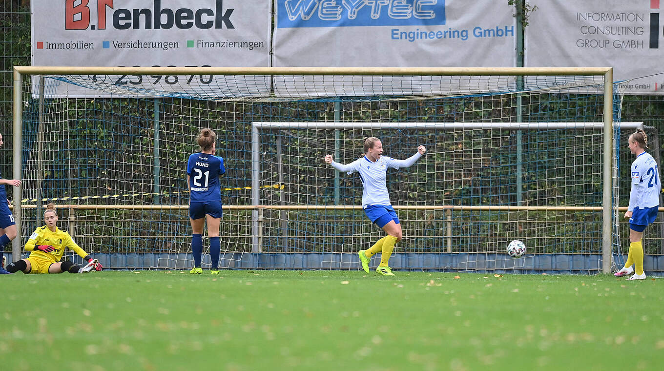 Torgarantin für Jena: Christin Meyer (2.v.r.) erzielte im Hinspiel einen Hattrick © imago