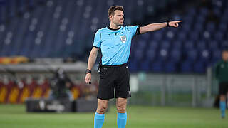 Leitet bereits sein viertes Spiel bei der EURO: FIFA-Schiedsrichter Dr. Felix Brych © imago images/Sportimage