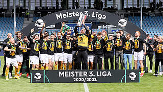 Riesiger Jubel: Dynamo Dresden sichert sich zum zweiten Mal den Titel in der 3. Liga © Getty Images