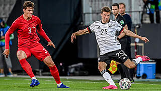 Thomas Müller (r.) made his comeback for Germany, nearly 30 months after his last appearance for the side.  © GES/Markus Gilliar