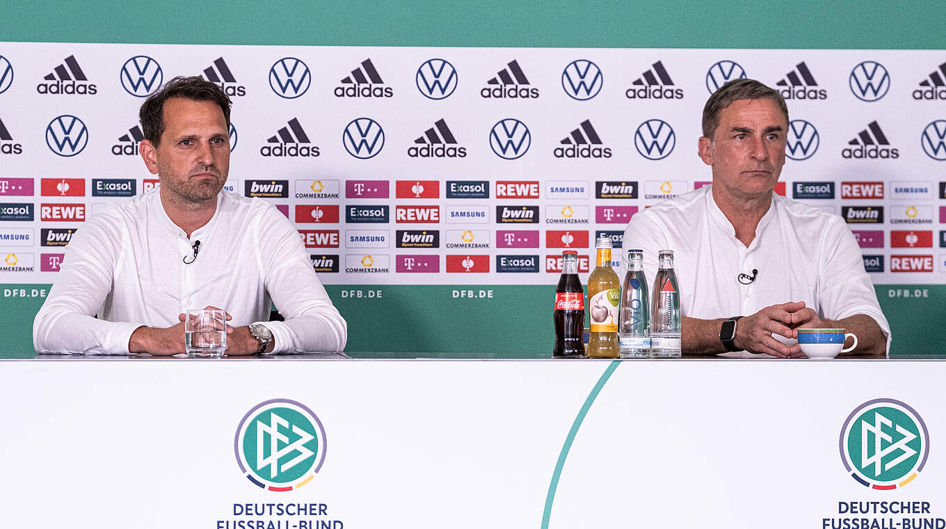 Chatzialexiou (l.): "Wir hatten sehr viele Mentalitätsmonster in der Mannschaft" © Thomas Böcker/DFB