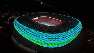 Premiere zum Eröffnungsspiel: Die Allianz Arena erstrahlt in den EURO-Farben © Allianz Arena