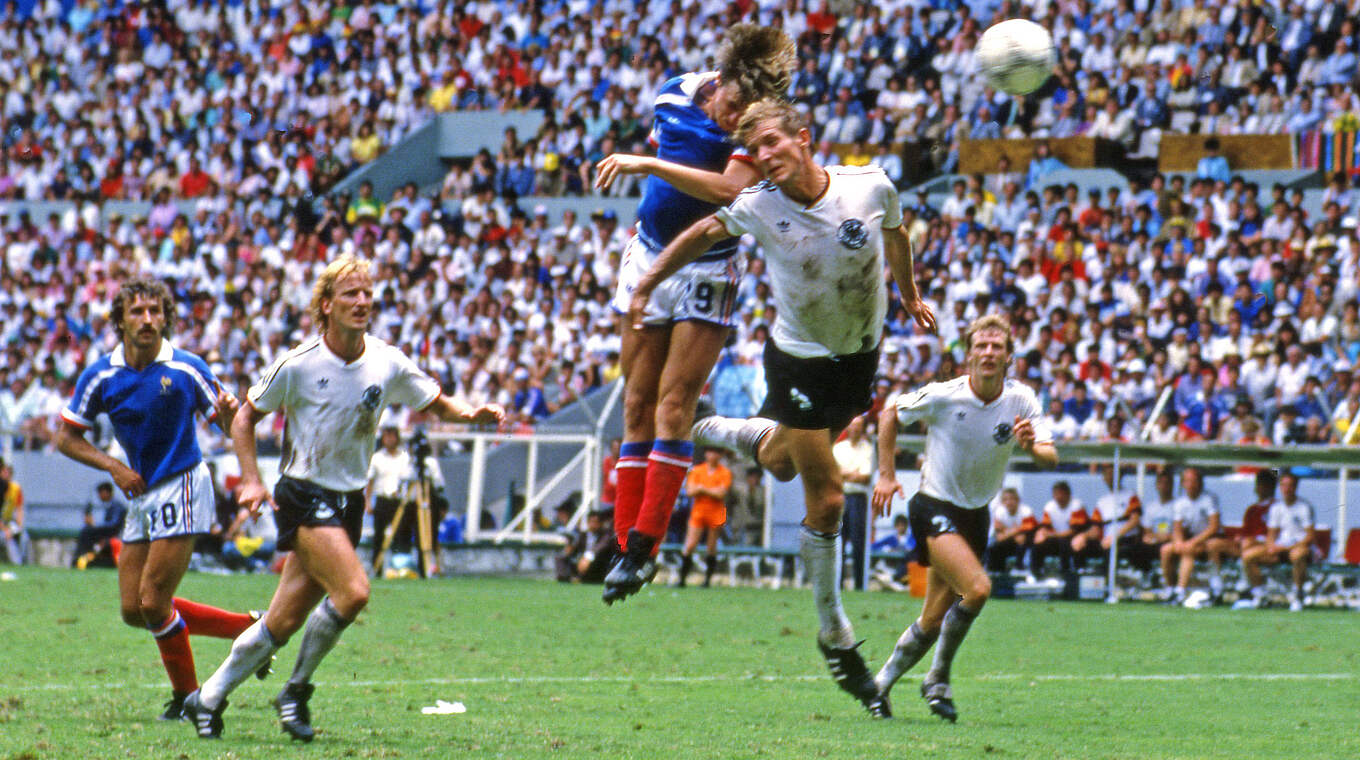 WM 1986: Deutschland besiegte Frankreich 2:0 im Halbfinale © Imago