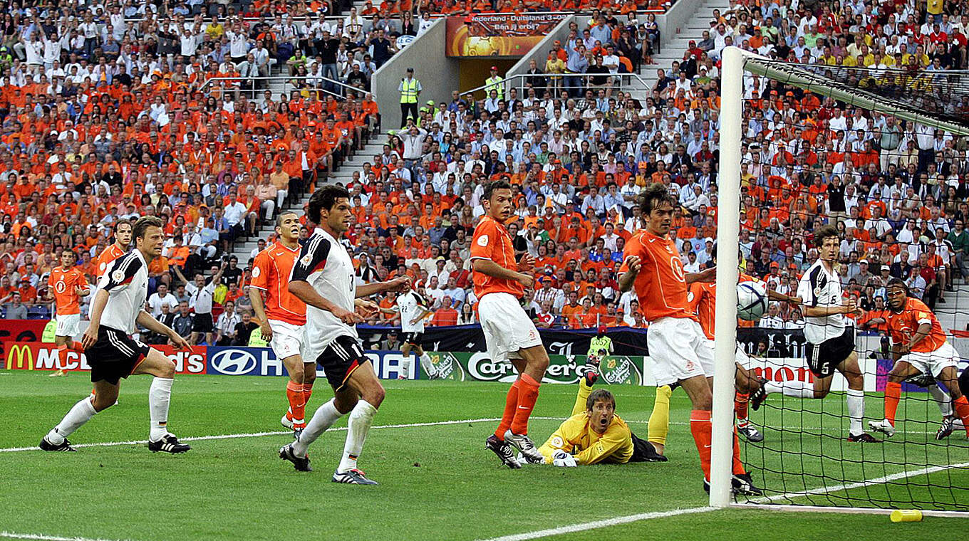 EM-Auftakt 2004: Deutschland - Niederlande 1:1 © imago