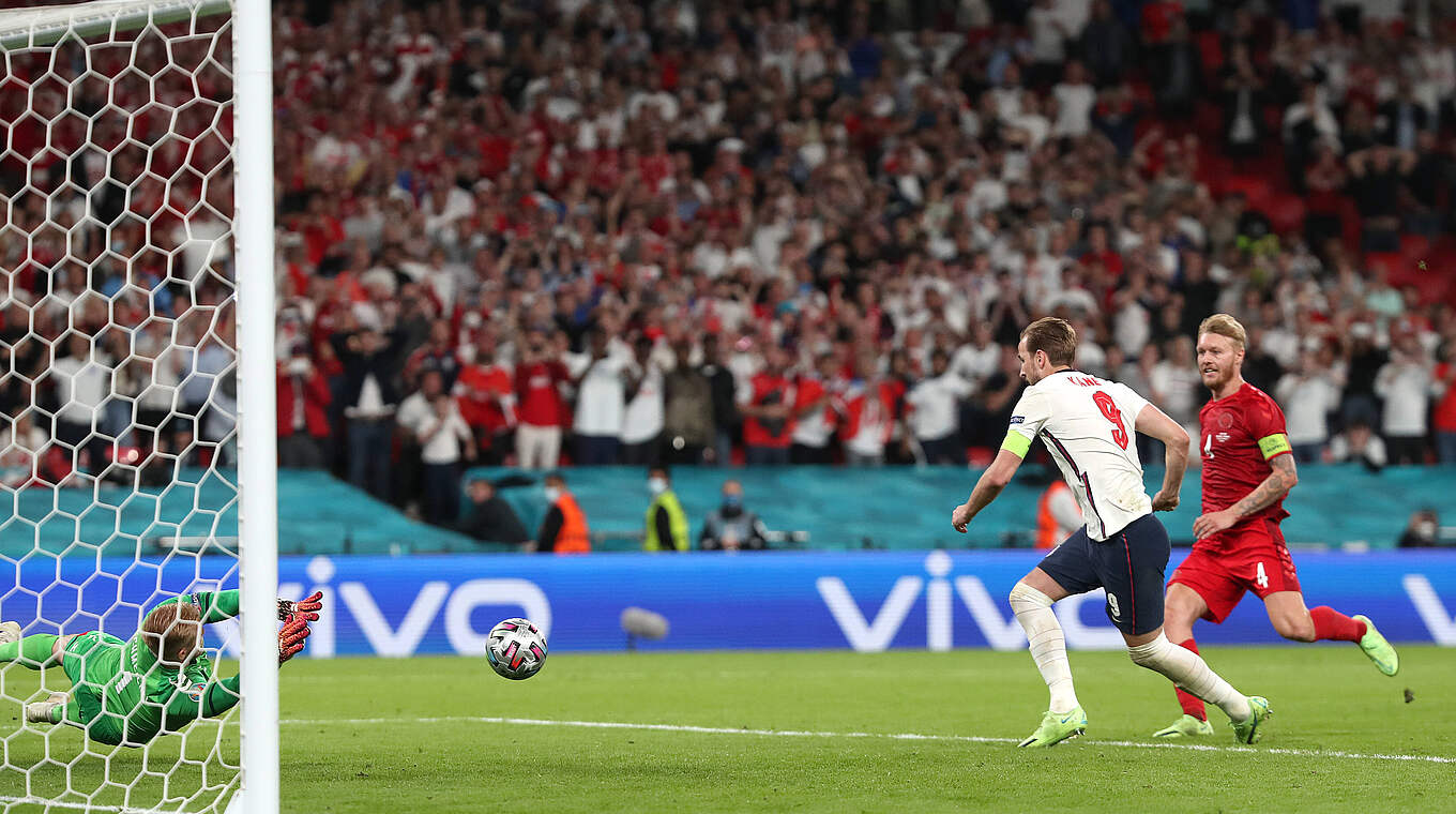 Im Nachschuss: Harry Kane schießt England ins Finale © Imago