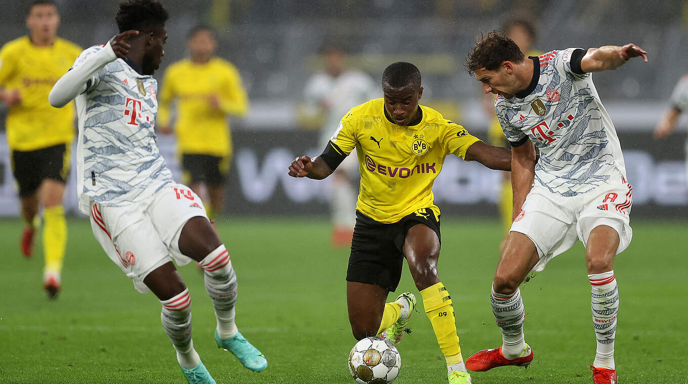 Darf von Beginn an ran: Dortmunds U-Nationalspieler Youssoufa Moukoko (M.) © Getty Images