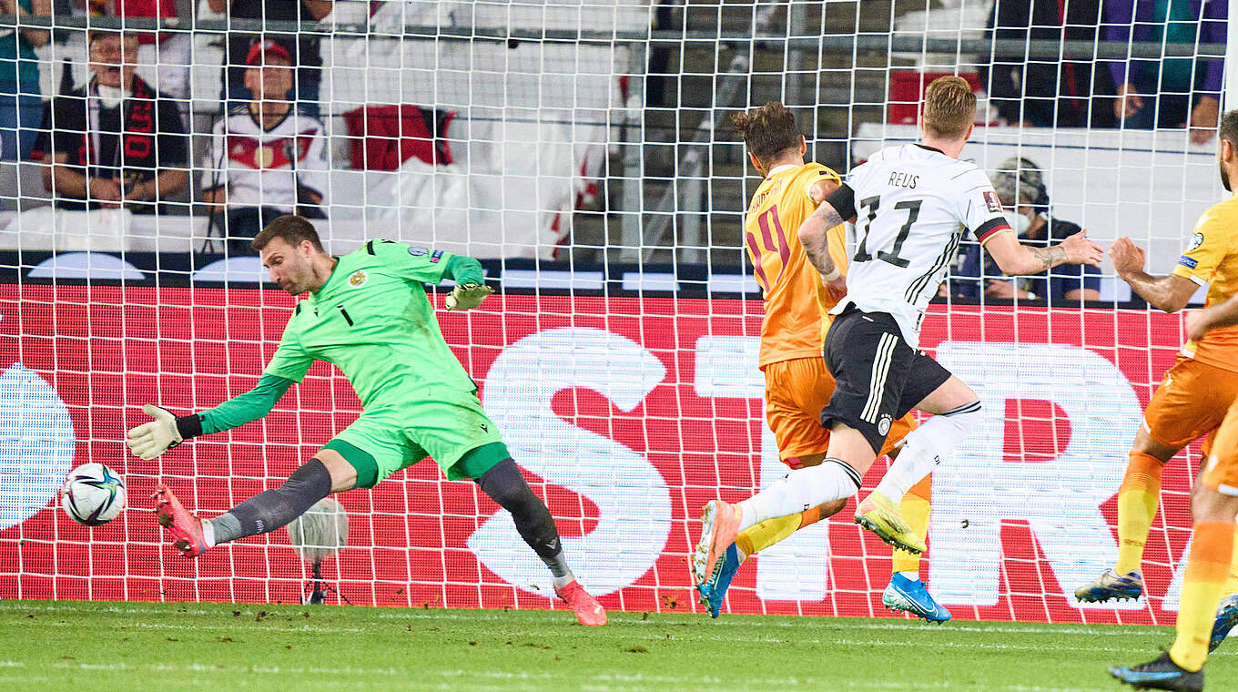 Nach Vorarbeit von Timo Werner: Marco Reus erzielt das 3:0 © imago