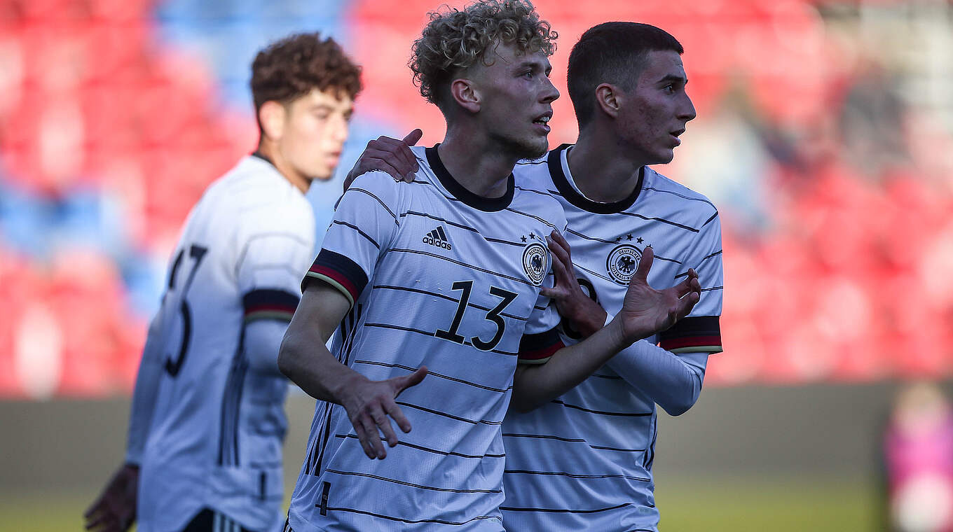 Wollen auch gegen die Niederlande jubeln: die U 19-Junioren © Getty Images