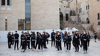 Auf den Spuren der Geschichte: die deutsche Frauen-Nationalmannschaft in Jerusalem © Getty Images/DFB/Maja Hitij