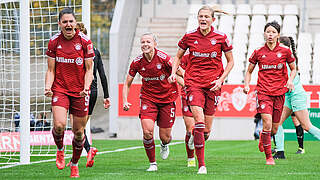 Lässt die Bayern mit ihrem Tor zum 2:1 jubeln: Jovana Damnjanovic (l.) © Imago