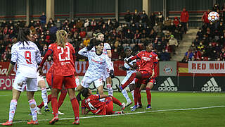 Das Tor zum Bayern-Sieg: Saki Kumagai köpft gegen Lyon ein © imago