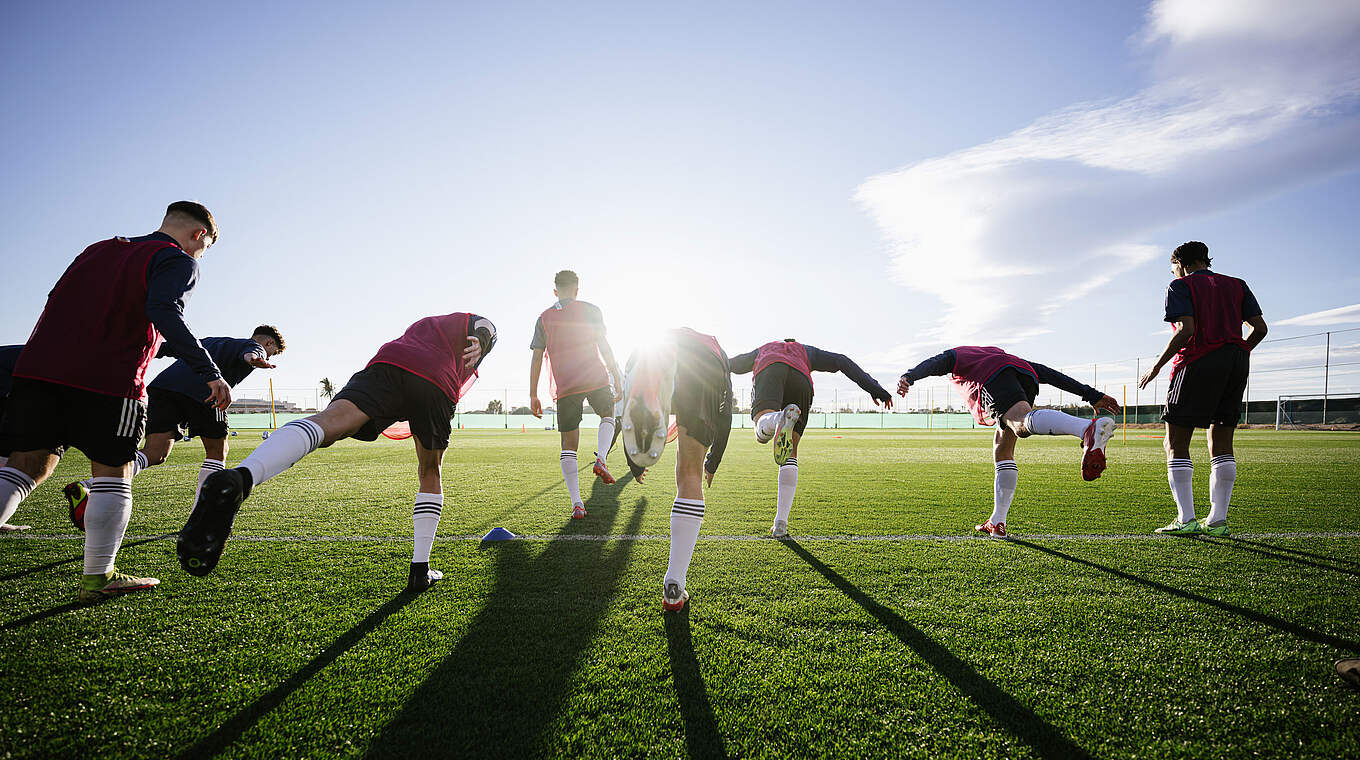 "Optimale Bedingungen in Pinatar": Die U 16 und U 17 bereitet sich auf 2022 vor © Getty Images