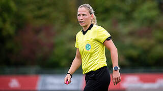Steht vor ihrem 75. Einsatz in der Frauen-Bundesliga: Schiedsrichterin Ines Appelmann © imago