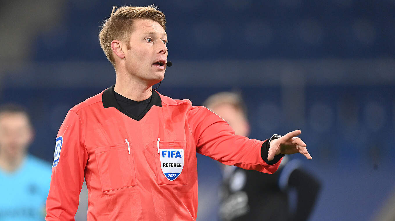 Leitet seine 153. Partie in der Bundesliga: FIFA-Referee Christian Dingert © Getty Images