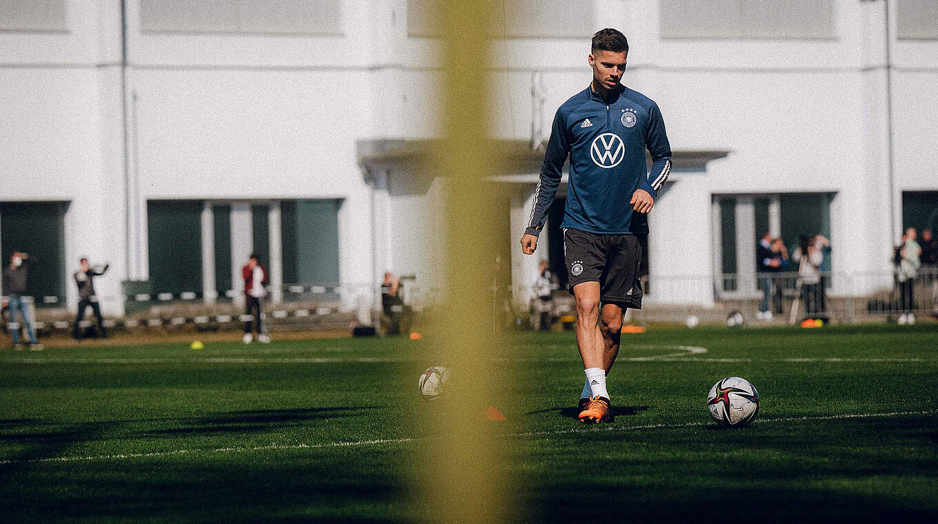 Weigl: “I’ve become more mature and more experienced – playing abroad has certainly helped me in this regard” © Philipp Reinhard