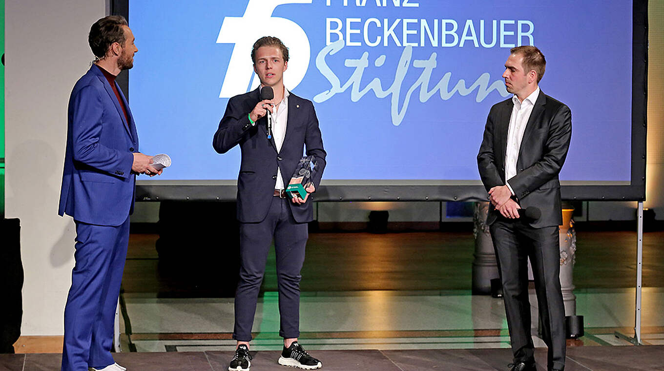 Beckenbauer-Stiftung: "Wie der Fußball der Gesellschaft etwas zurückgeben kann" © Carsten Kobow
