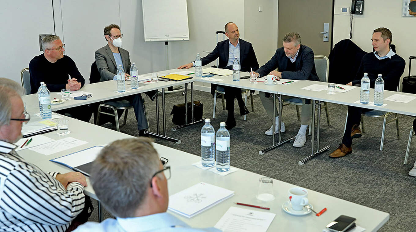 FdN-Sitzung in Berlin: Neue Vorstandsmitglieder treffen neue Geschäftsführung © Carsten Kobow