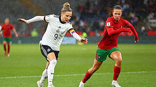 Überzeugt die Fans gegen Portugal auf ganzer Linie: Kapitänin Svenja Huth (l.) © Getty Images