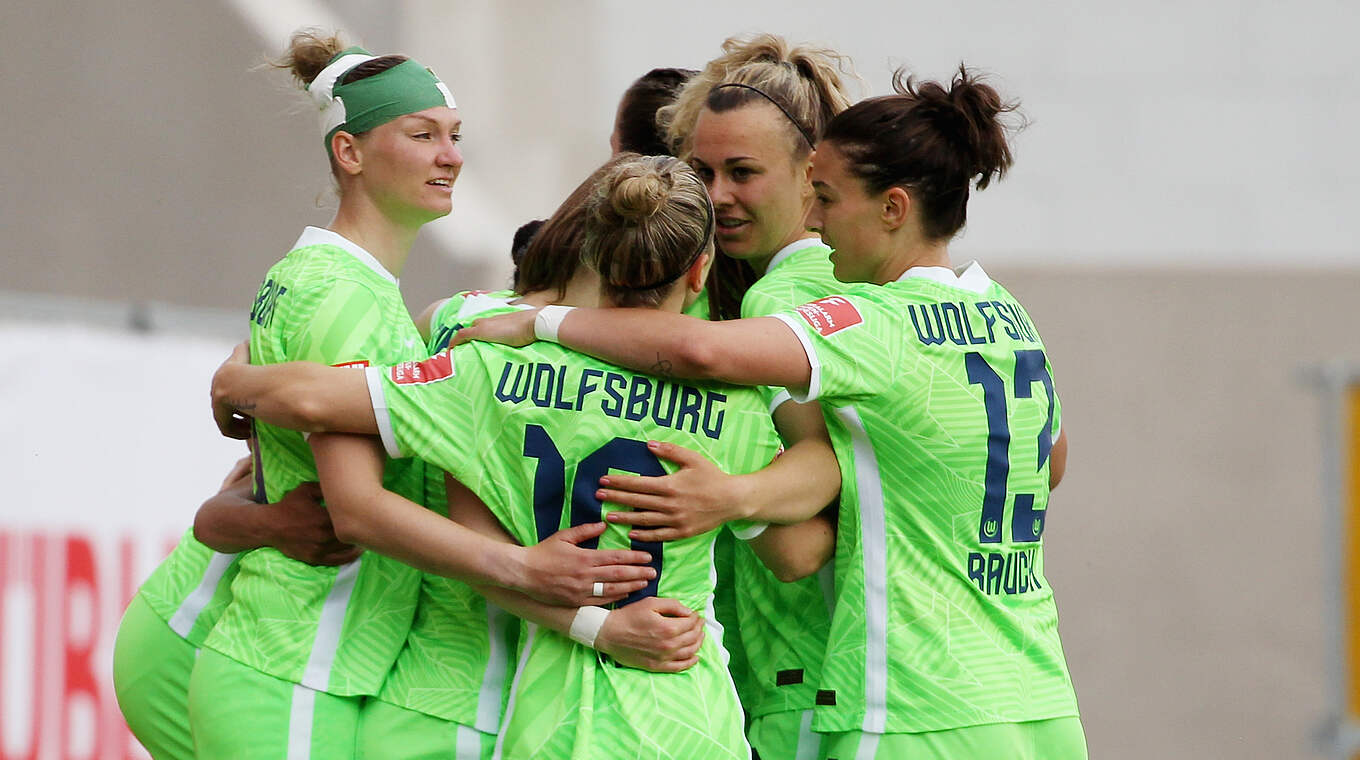 Siebter Meistertitel bei den Frauen: Der DFB gratuliert dem VfL Wolfsburg © Getty Images