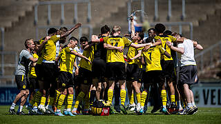 Finaleinzug perfekt: Dortmund feiert trotz Niederlage auf Schalke © Getty Images