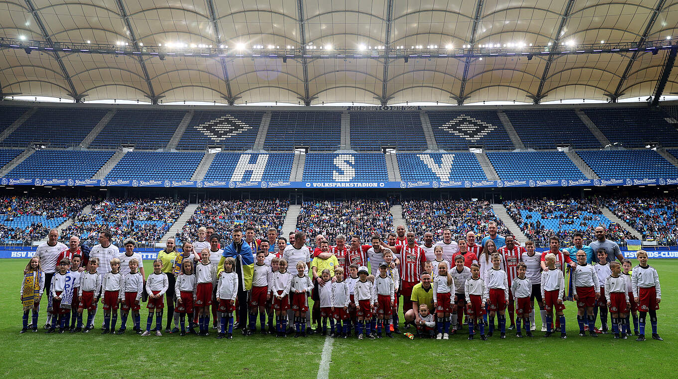 Partie für den guten Zweck: DFB-All-Stars gegen HSV-Legenden in Hamburg © Getty Images