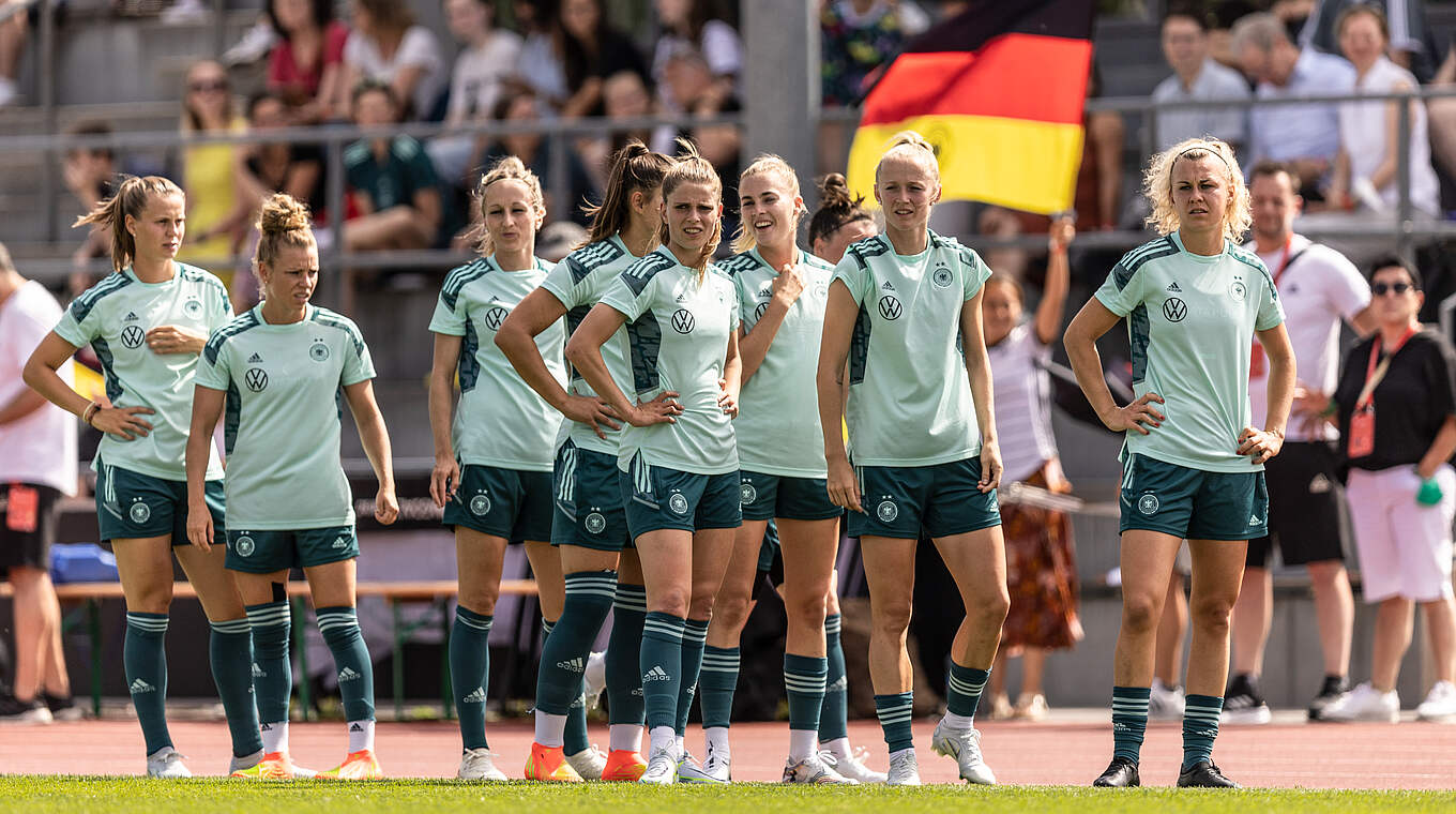 Schwitzen vor den Fans: Die DFB-Frauen beim öffentlichen Training © Maja Hitij/ Getty Images/ DFB