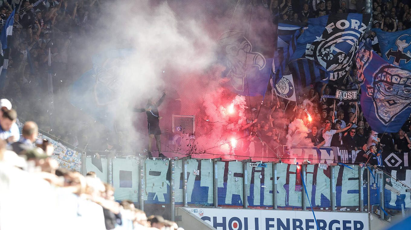 Unsportliches Verhalten der Zuschauer: Geldstrafe für den Hamburger SV © imago