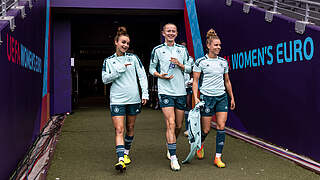 Lina Magull, Lea Schüller und Linda Dallmann (v.l.) © Maja Hitij/ Getty Images/ DFB