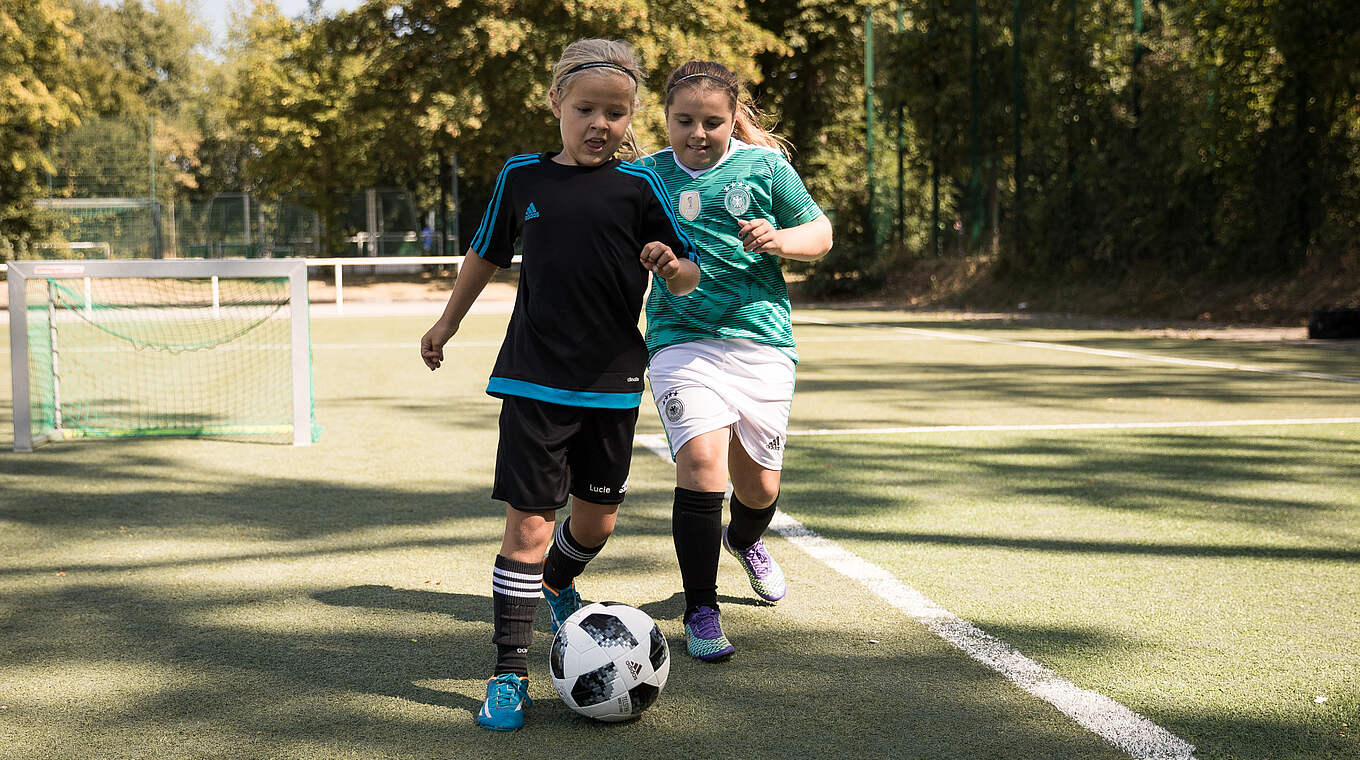 Nationalspielerinnen als Vorbilder: 83 Prozent Zustimmung in der Umfrage © DFB