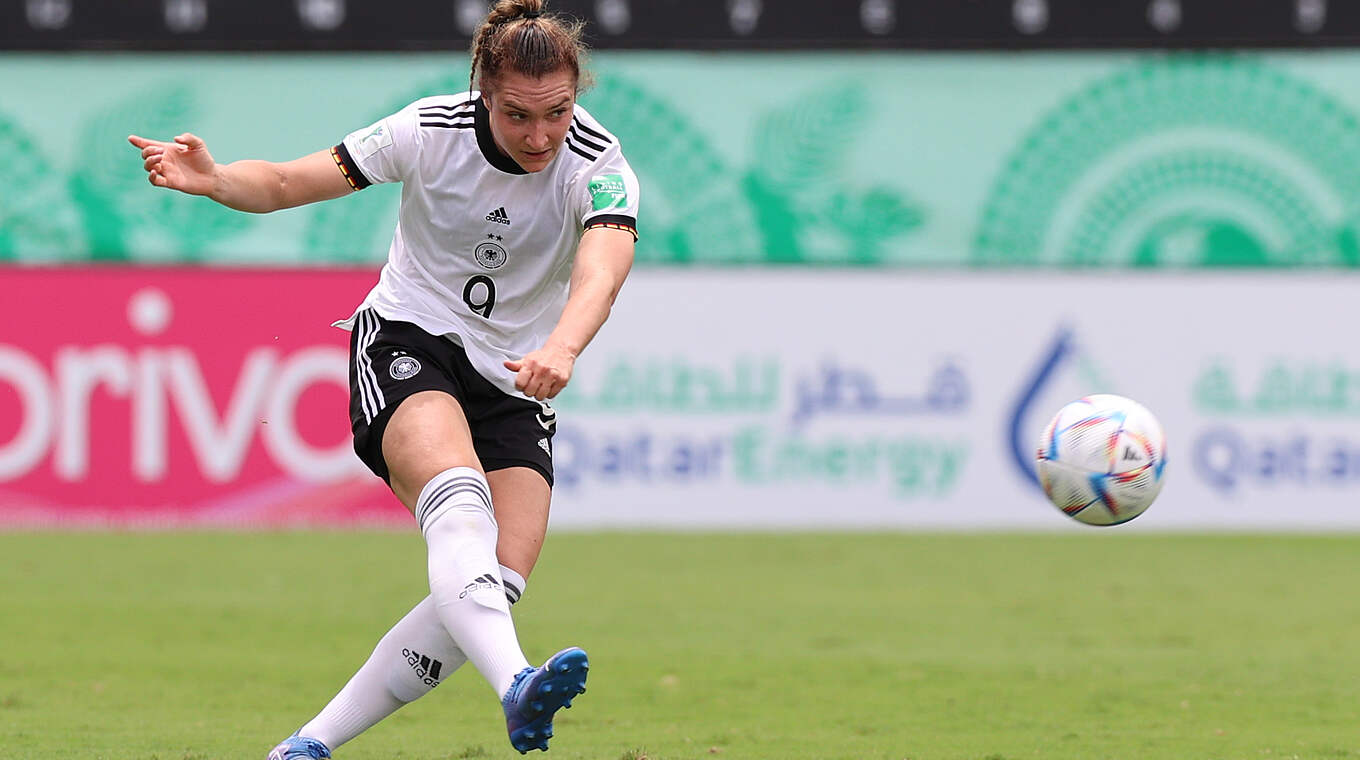 Sophie Weidauer: "Sicherer und selbstbewusster in unseren Aktionen sein" © FIFA/Getty Images