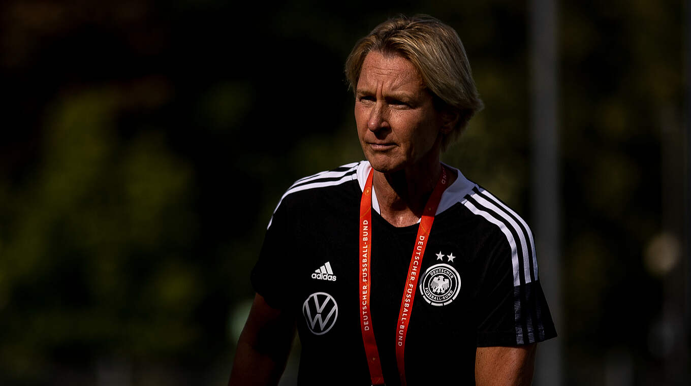 Martina Voss-Tecklenburg: "Wir vollen vielen Spielerinnen Spielzeit geben" © Maja Hitij/ Getty Images/ DFB