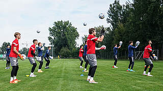 Besuch aus der Schweiz: Einige eidgenössische Keeper trainieren mit DFB-Kollegen © DFB/ Getty Images