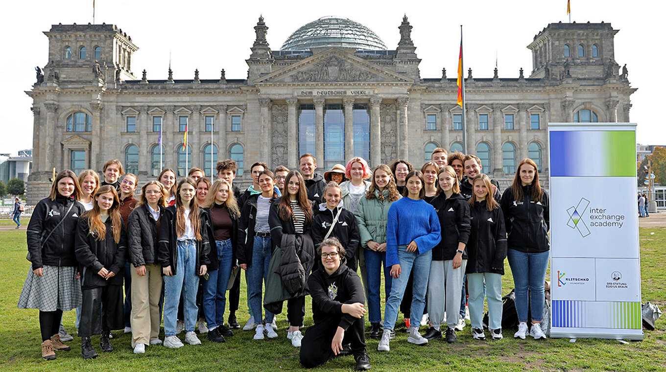 Interkultureller Austausch: Junge Menschen aus Deutschland und der Ukraine bei der IEA © Carsten Kobow