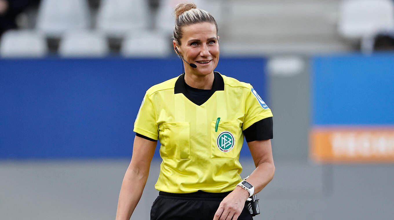 Leitet in Leipzig ihr 66. Spiel in der Frauen-Bundesliga: Nadine Westerhoff © imago