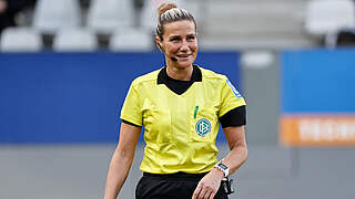 Leitet in Leipzig ihr 66. Spiel in der Frauen-Bundesliga: Nadine Westerhoff © imago