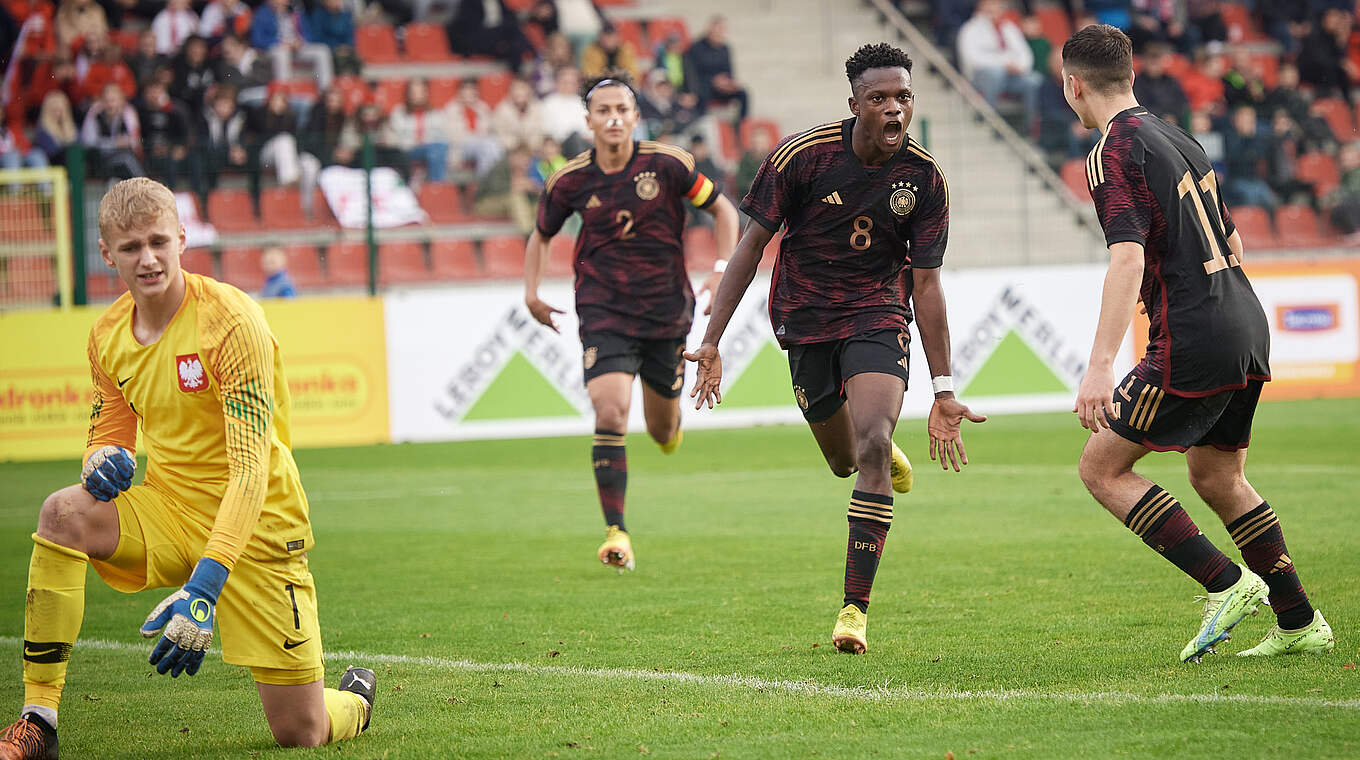 Setzt in Brzeg den Schlusspunkt zum 3:0: Torschütze Naba Mensah (Nr. 8) © 2022 Getty Images