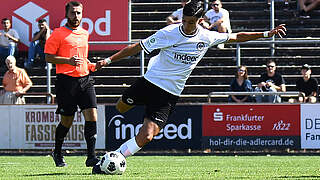 Erzielt in der 49. Minute das 2:1-Siegtor für Eintracht Frankfurt: Anas Alaoui © Imago