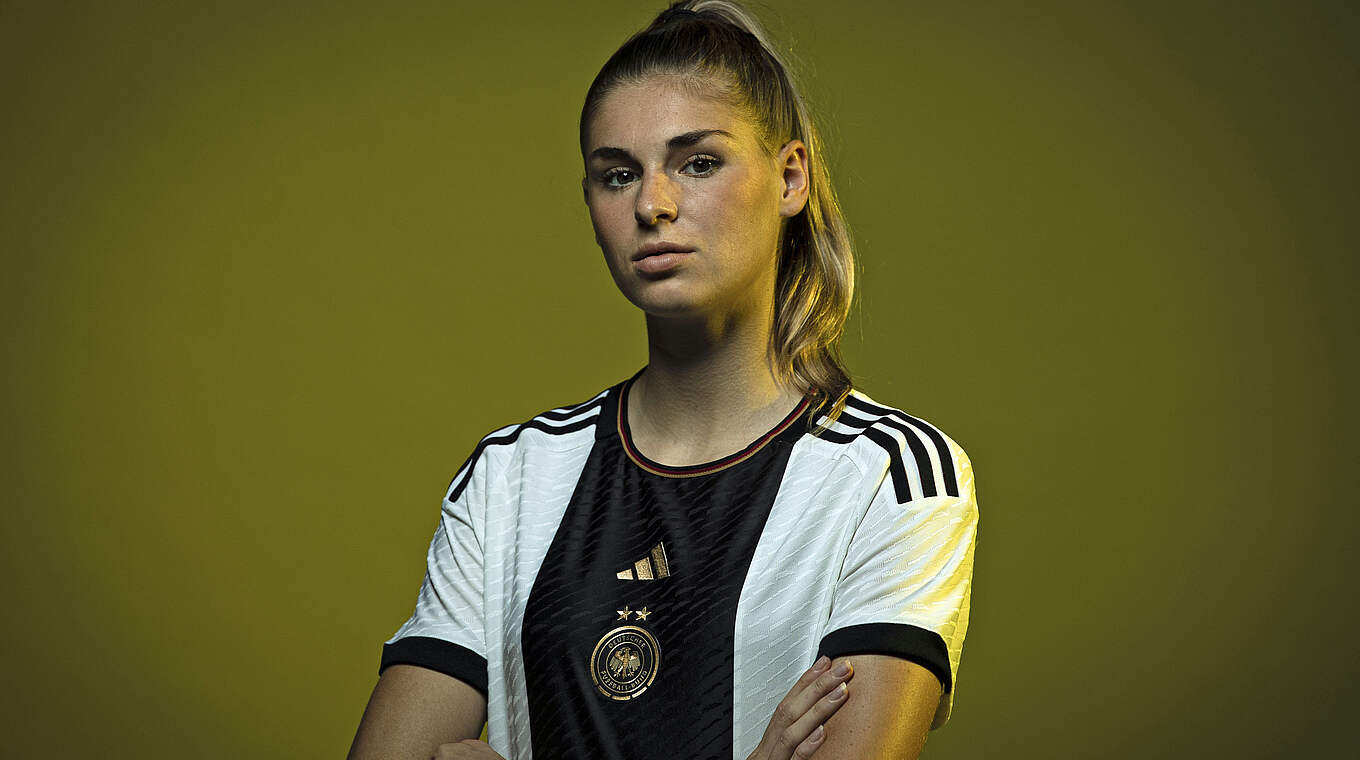 Als "Golden Girl" des Jahres 2022 ausgezeichnet: Nationalspielerin Jule Brand © Thomas Böcker/DFB