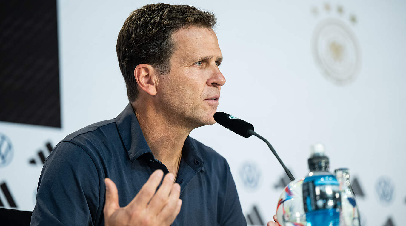 Oliver Bierhoff: "It's important to have a degree of consistency in your squad" © GES/Marvin Ibo Güngör