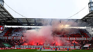 Pyro im Köln-Block: Vor und während des Spiels 1. FC gegen Mainz 05 © Getty Images