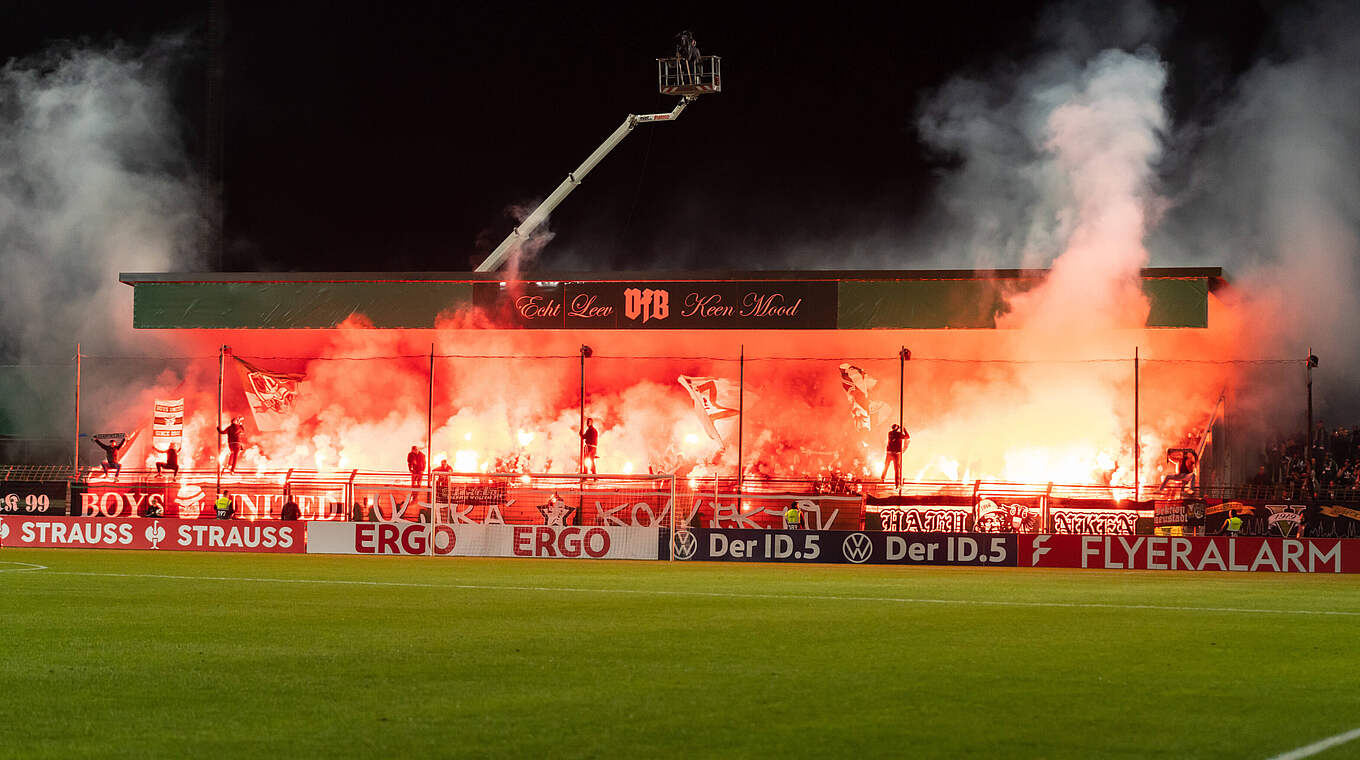 Für Fehlverhalten der Fans bestraft: Geldstrafe für den FSV Mainz 05 © Imago