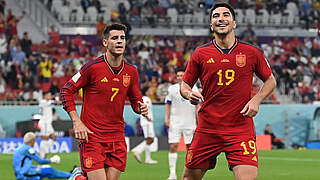 Einer der spanischen Torschützen bei der Gala gegen Costa Rica: Carlos Soler (r.) © AFP/Getty Images