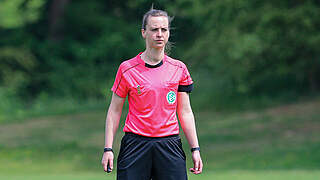 Steht vor ihrem vierten Einsatz in der Frauen-Bundesliga: Schiedsrichterin Irina Stremel © imago