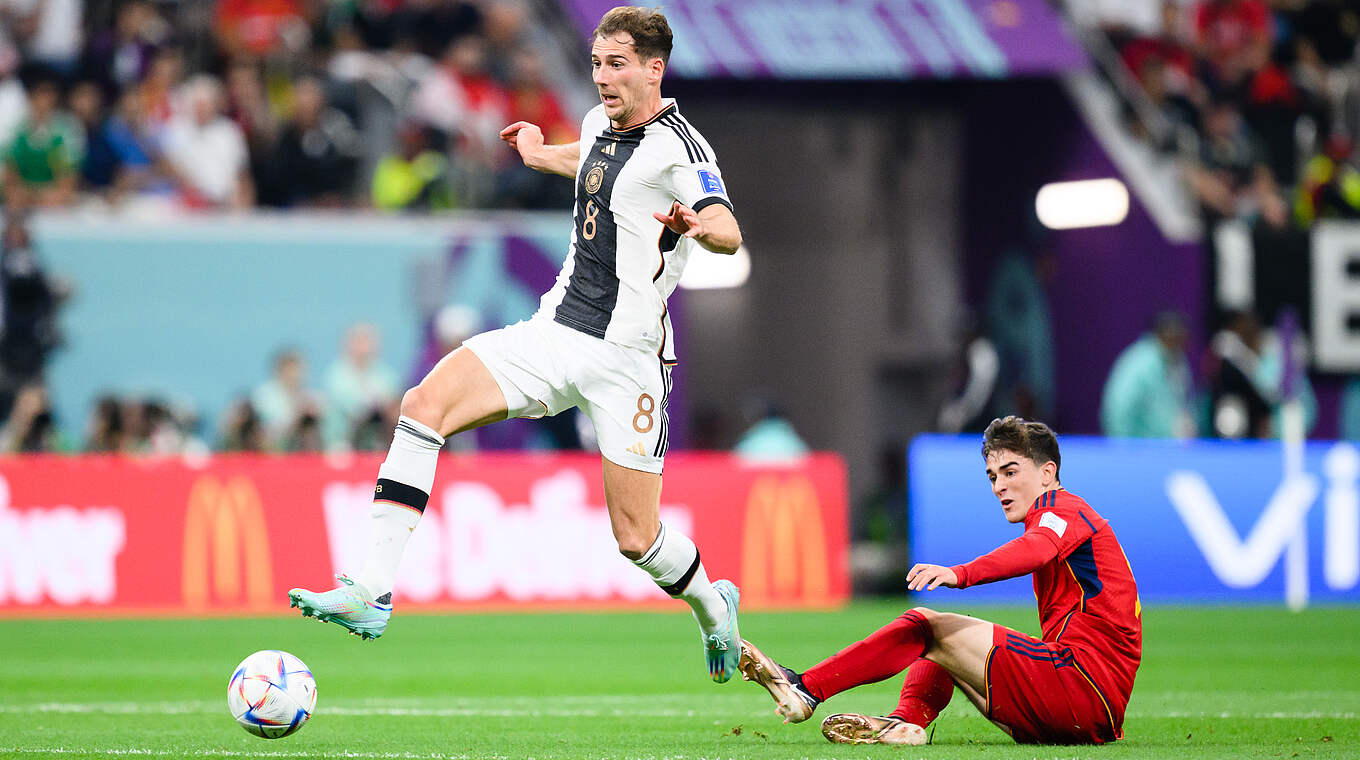 Leon Goretzka, Gavi © GES-Sportfoto