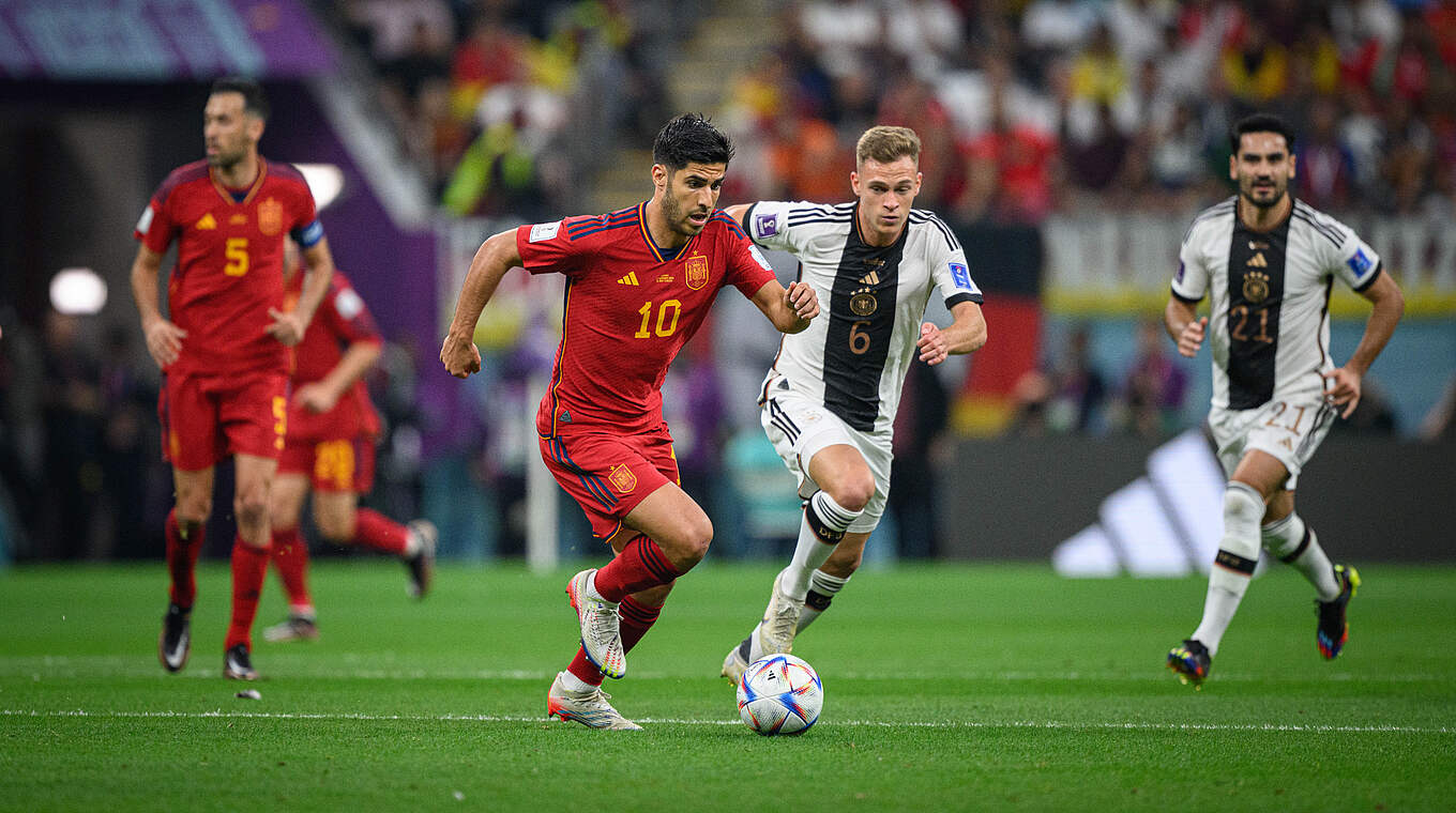 Marco Asensio, Joshua Kimmich © GES-Sportfoto