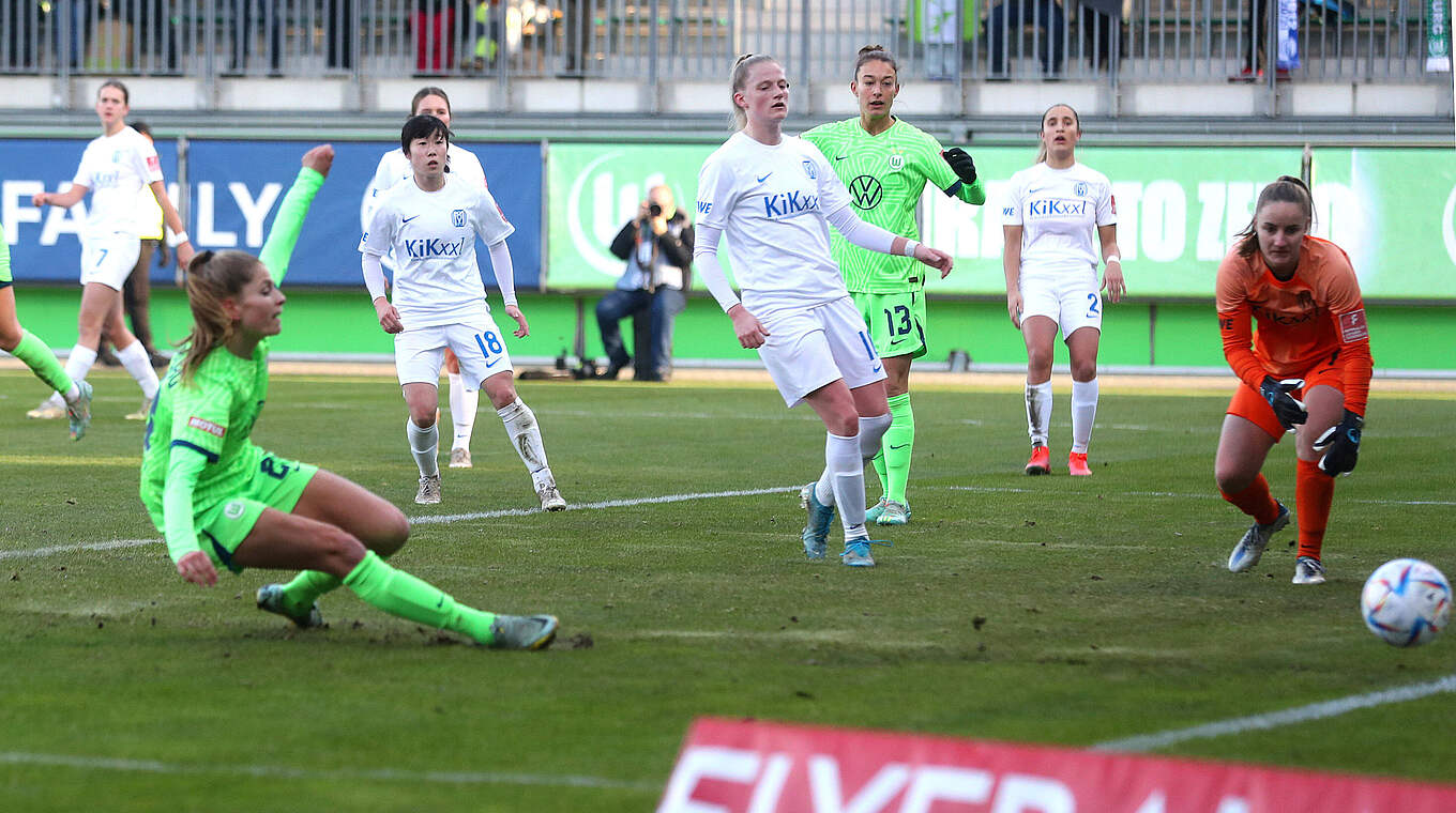 Treffsicher gegen Meppen: Tabea Waßmuth (l.) © imago