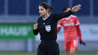 Steht vor ihrem 119. Einsatz in der Frauen-Bundesliga: FIFA-Referee Riem Hussein © imago