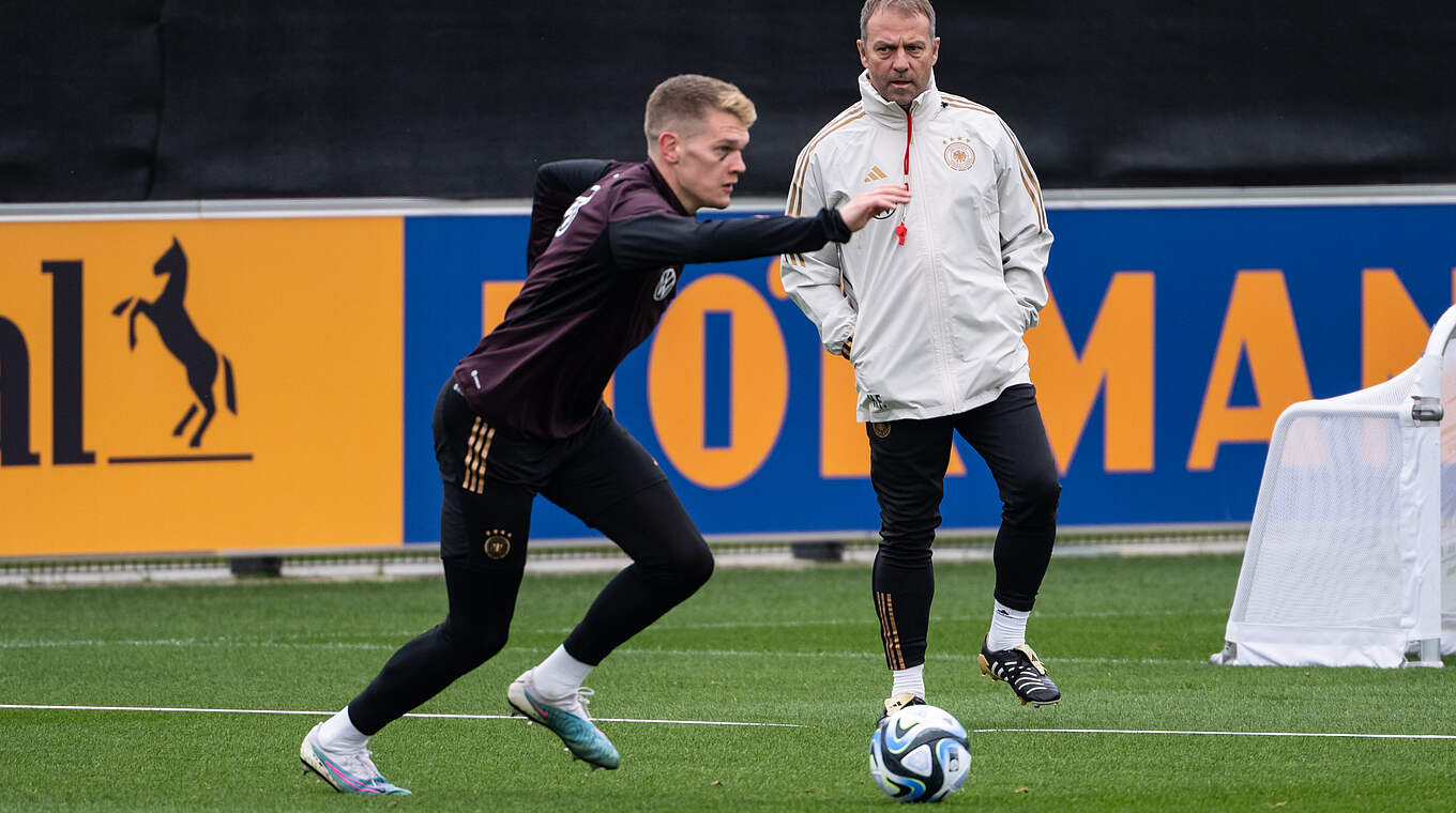 Matthias Ginter (l.) und Hansi Flick (r.) © DFB/GES-Sportfoto