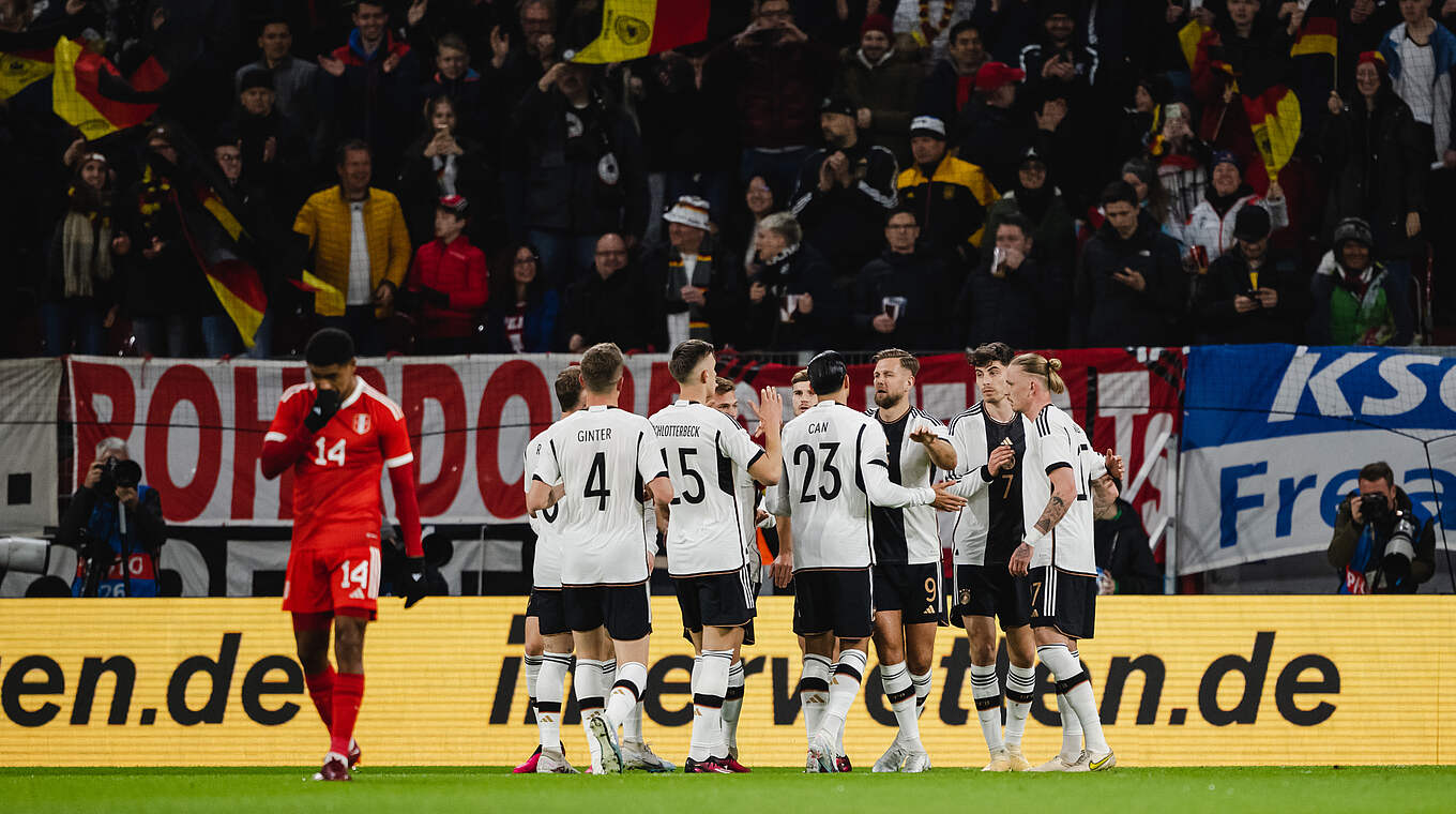 Deutschland feiert das 1:0 durch Niclas Füllkrug © DFB/GES-Sportfoto