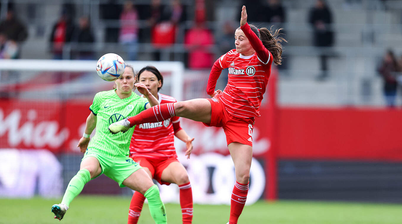 Ewa Pajor (l.) und Tuva Hansen © Getty Images